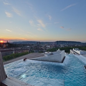 The rooftop spa in the Thermalbad and Spa in Zurich