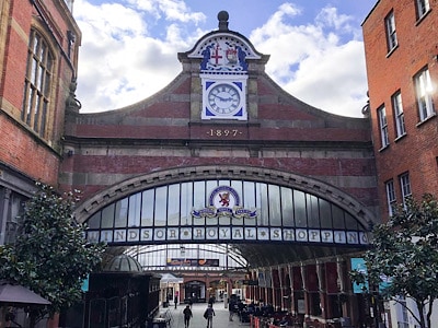 The arch leading into the Windsor Royal Shopping Centre