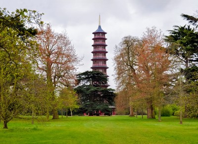 The pagoda in Kew Gardens with trees surrounding it