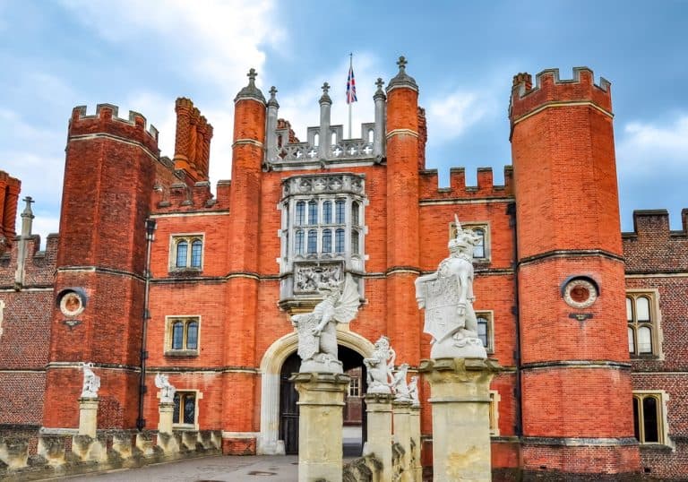 Your guide to a day trip to Hampton Court Palace
