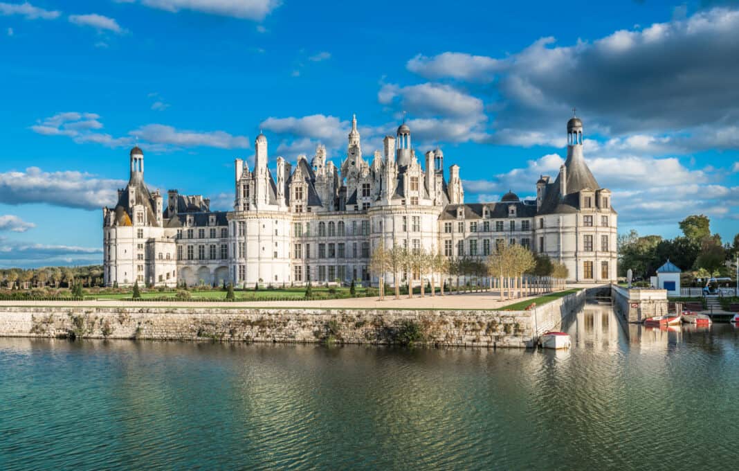 The Château de Chambord by the river