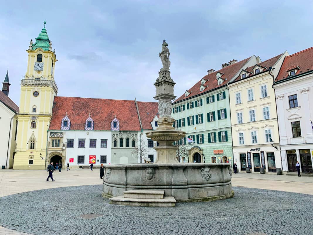 Bratislava's main square, fountain and City Hall